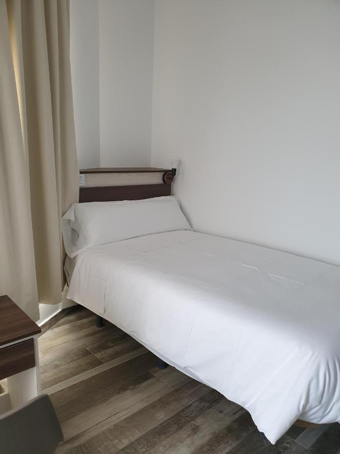 Meson Hostal La Cabana Medellín Buitenkant foto